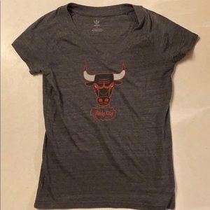 Chicago Bulls Windy City Women’s V-neck shirt.
